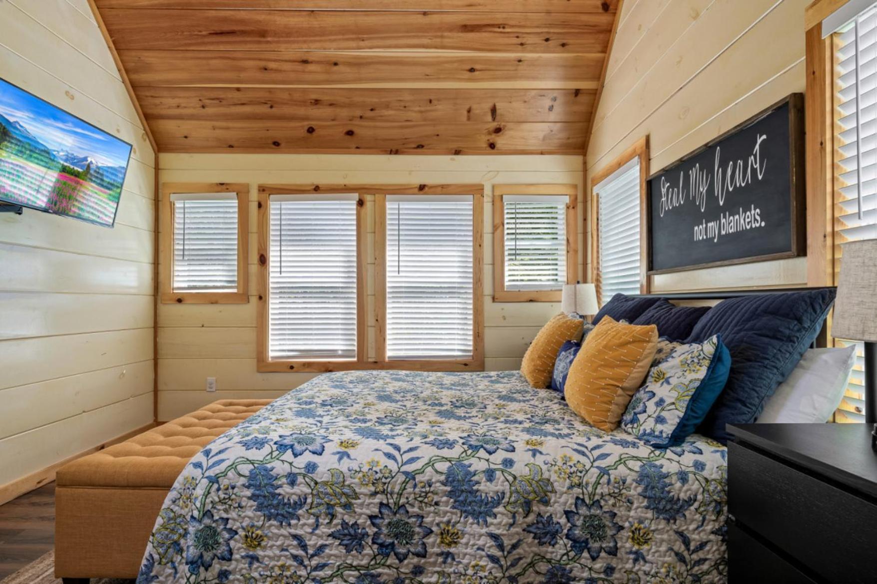 Countryside Comfort By Ghosal Luxury Lodging 塞维尔维尔 外观 照片