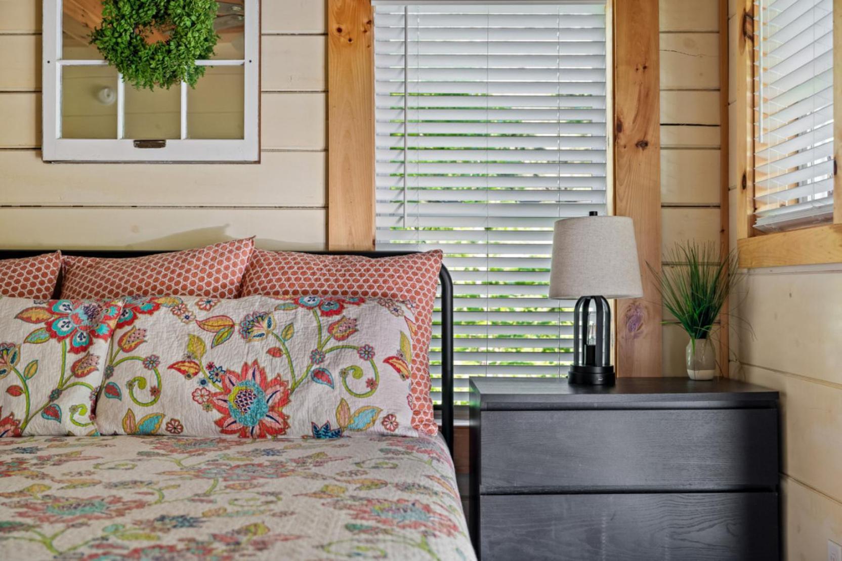 Countryside Comfort By Ghosal Luxury Lodging 塞维尔维尔 外观 照片